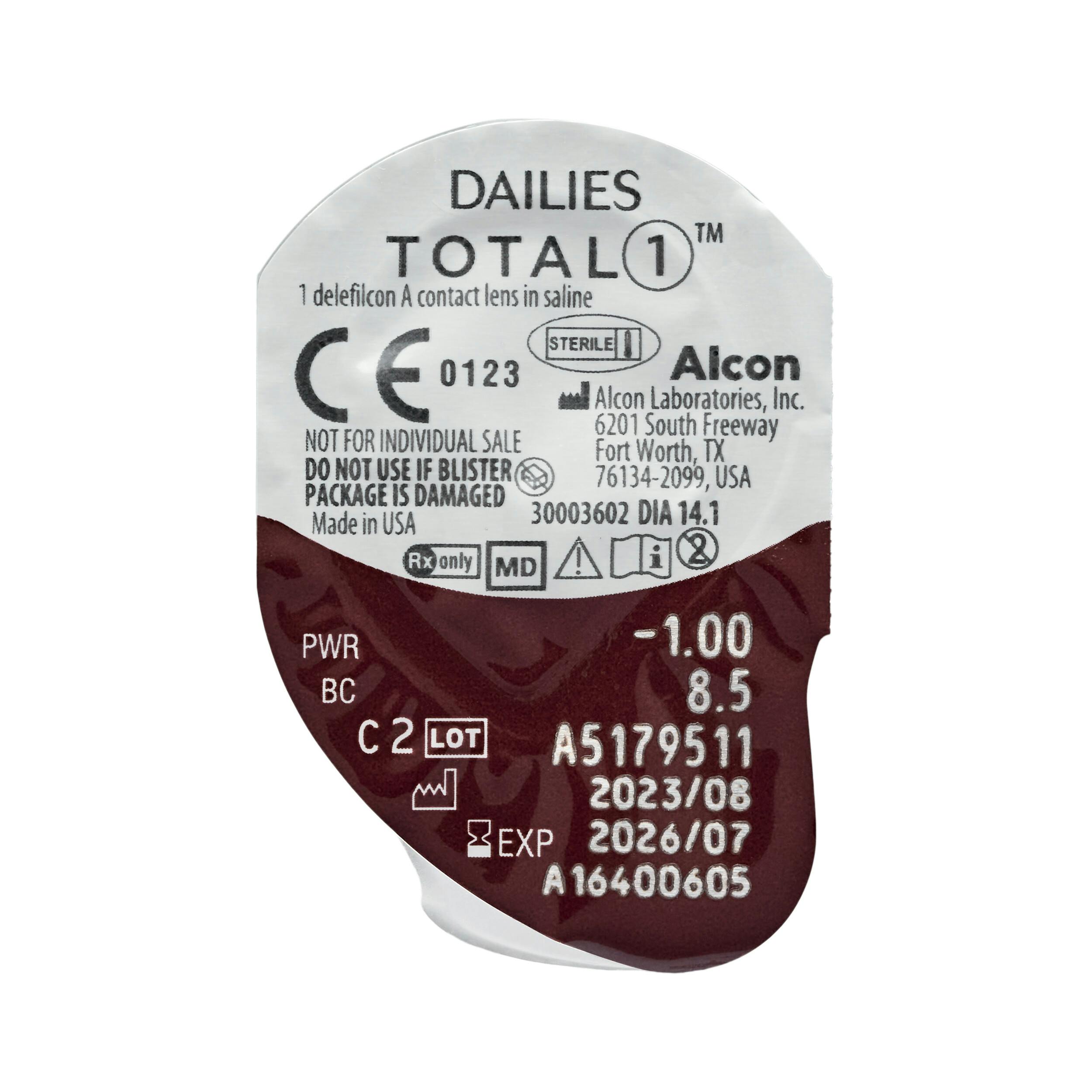 On_Model_Male02, DAILIES® Total 1 Tageslinsen Sphärisch