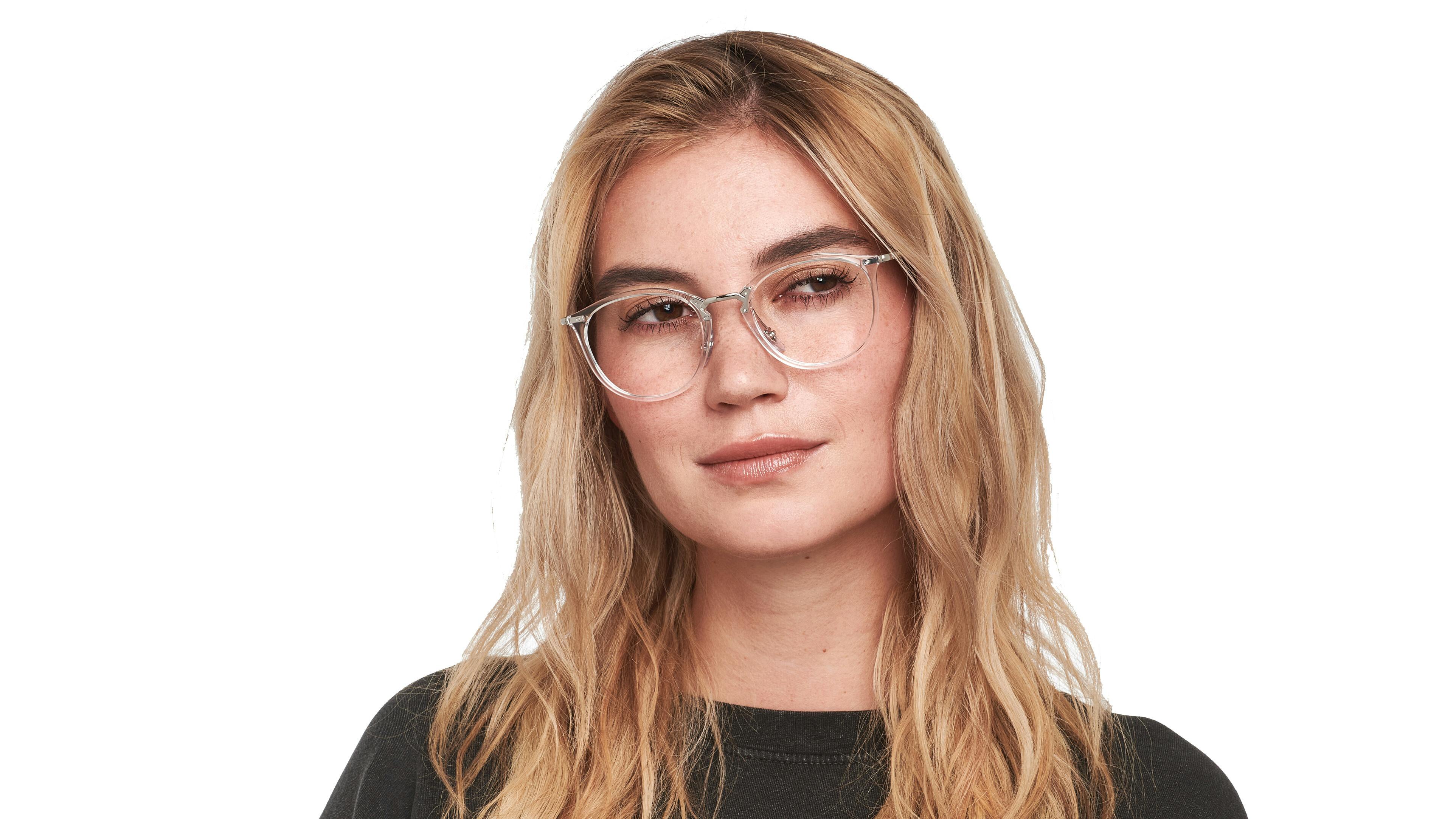 On_Model_Female02, Ray-Ban OPTICS 0RX7140 2001 Brille