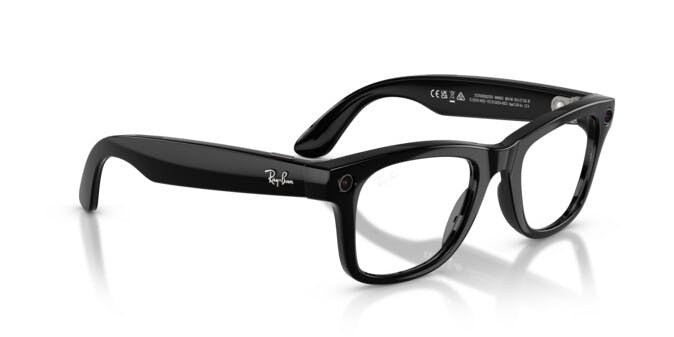 On_Model_Female03, Ray-Ban | META WAYFARER mit TRANSITIONS® GEN S 0RW4012 601/1M Sonnenbrille